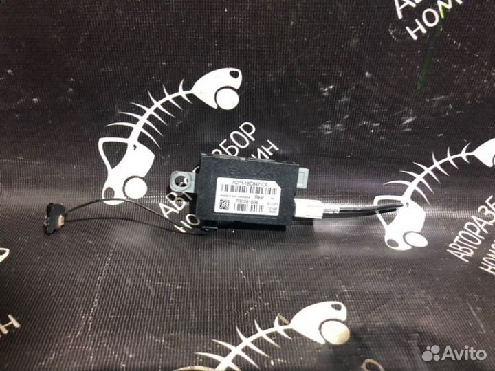 Усилитель антенны Ford Focus 3 хетчбэк 1 2011