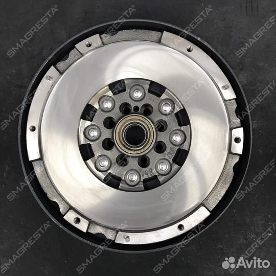 Двухмассовый маховик 415 0148 10