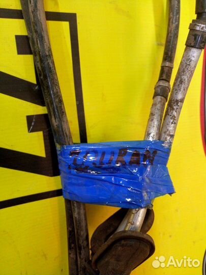 Комплект тросов ручного тормоза задний Volkswagen