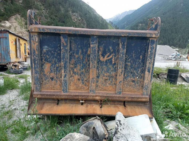 Кузов самосвальный урал