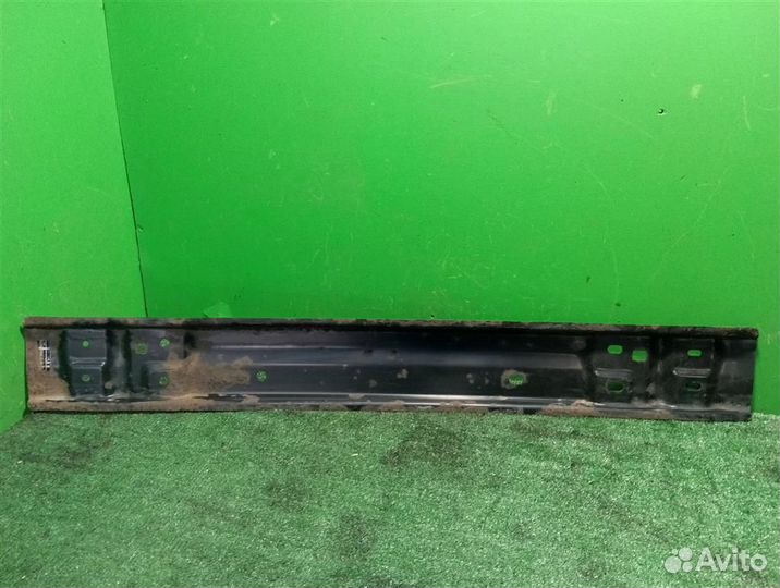 Усилитель бампера заднего Toyota Verso R2 2009