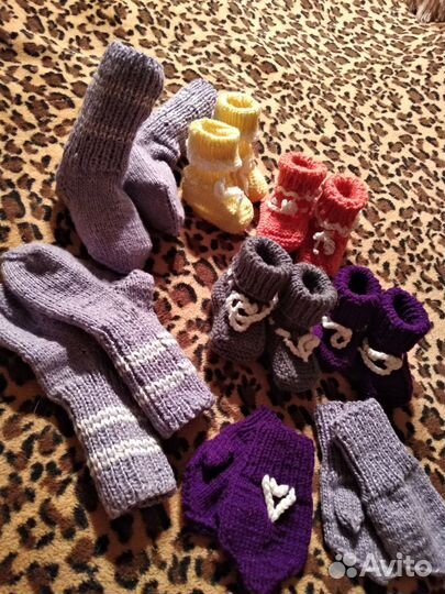 Носки, пинетки, варежки детские