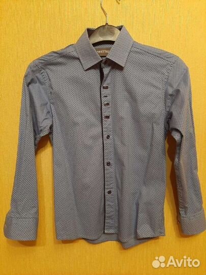Рубашки и жилетка школьные 122 размер