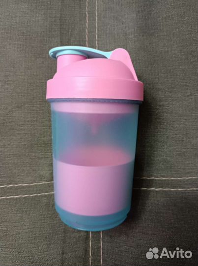 Шейкер спортивный с чашей под протеин 500 мл