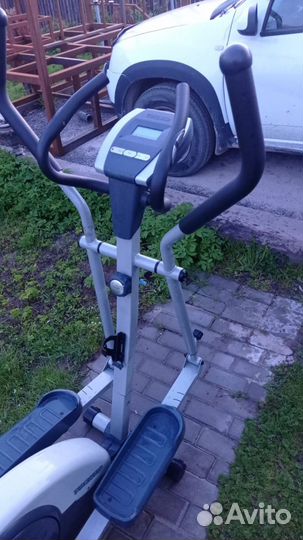 Эллиптический тренажер torneo