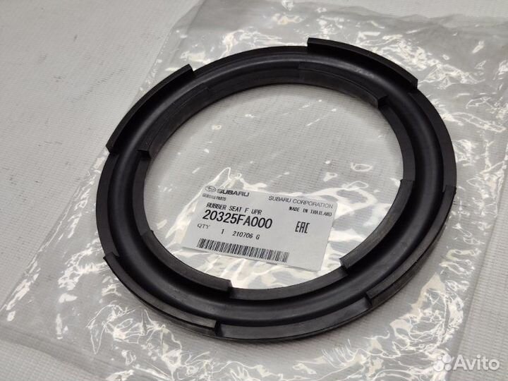 Прокладка передней пружины Subaru