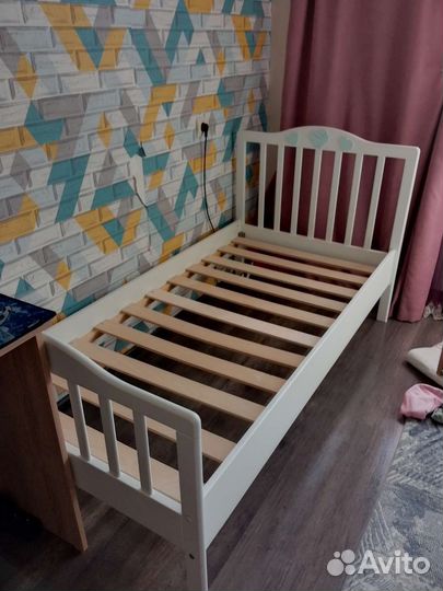 Детская кровать от 3 лет с матрасом бу