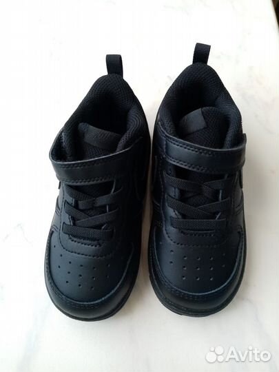 Кроссовки nike детские 24