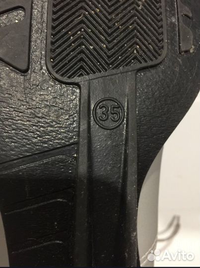 Комплект лыжи,палки,чехол и ботинки