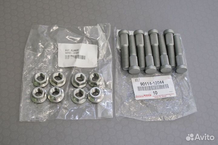 Ступицы задние Land Cruiser 200