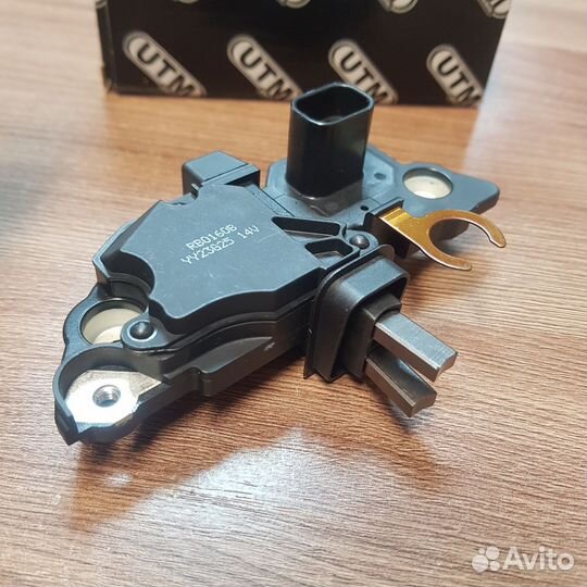 Реле-регулятор Opel Astra H, Zafira B, Corsa D