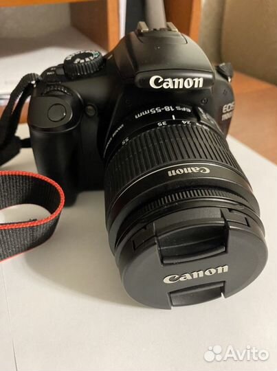 Зеркальный фотоаппарат canon 1100D