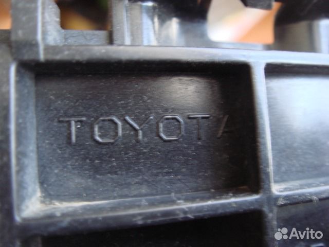 Тойота Крепление бампера Toyota land Cruiser 200