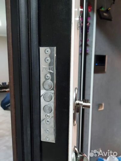 Вскрытие замков, замена замков, установка замков