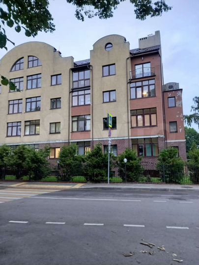 Своб. планировка, 94 м², 1/4 эт.