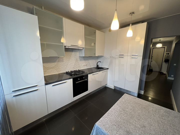 2-к. квартира, 64,4 м², 2/6 эт.