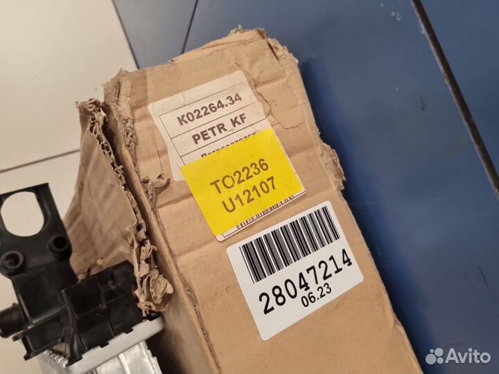 Радиатор основной охлаждения двигателя Volvo XC60