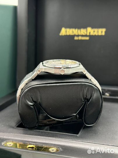 Audemars Piguet Royal Oak 37 mm