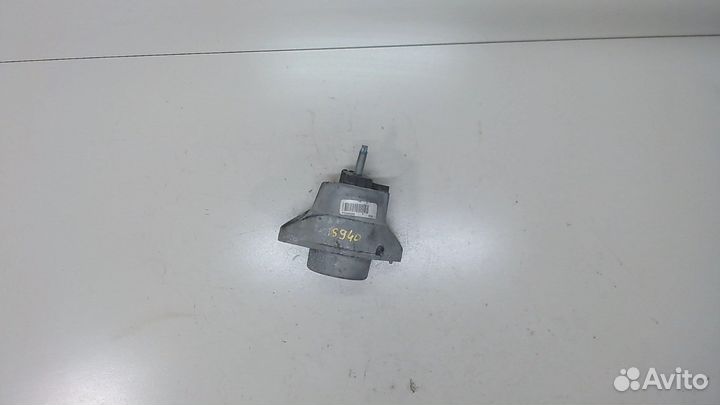 Подушка крепления двигателя Chevrolet Camaro, 2017