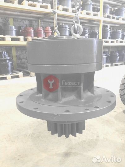 Поворотный редуктор Hyundai R170W-7