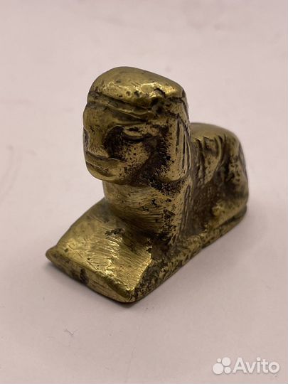 Бронзовый сфинкс
