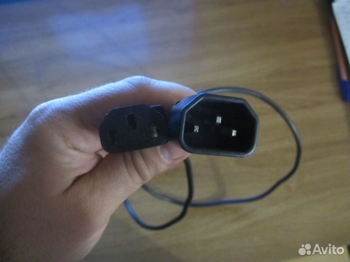 Сетевой шнур