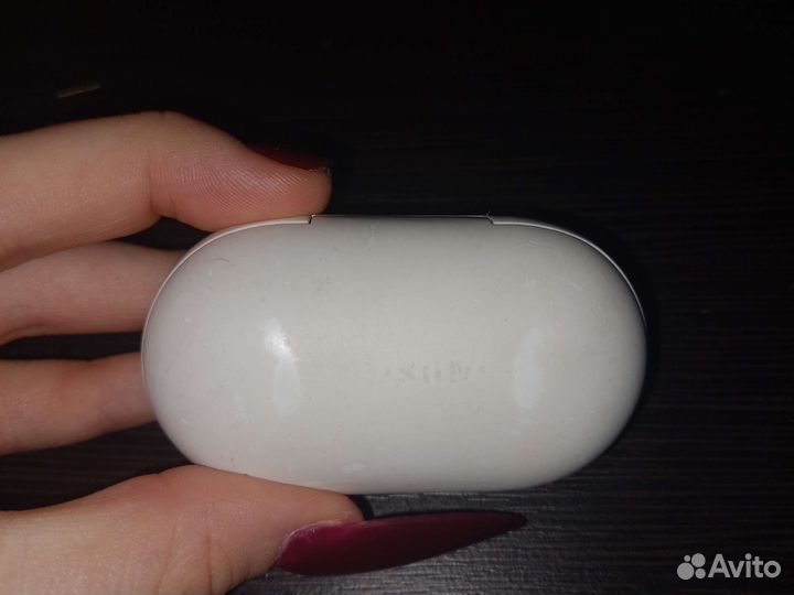 Беспроводные наушники samsung galaxy buds