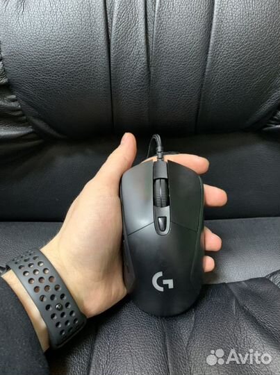 1 игровая мышей Logitech G403 prodigy