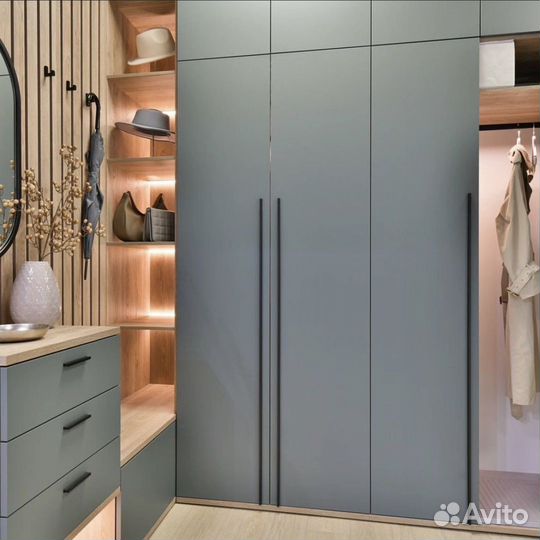 Шкаф распашной