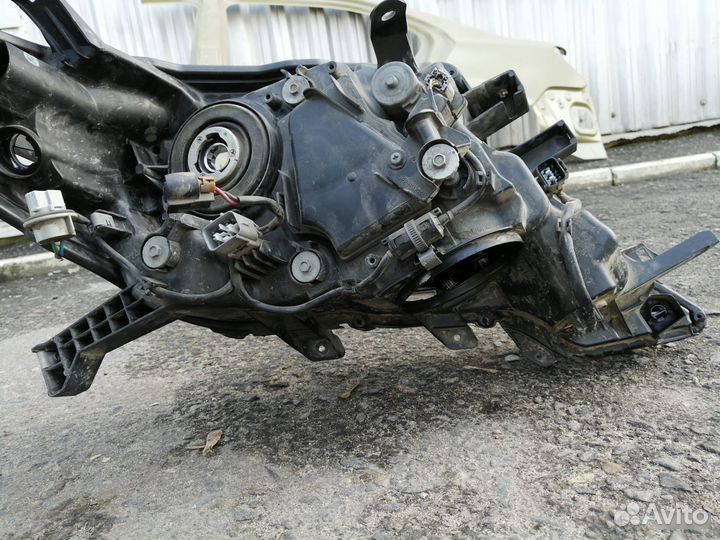 Левая фара Тойота Прадо 150 Style стайл оригинал