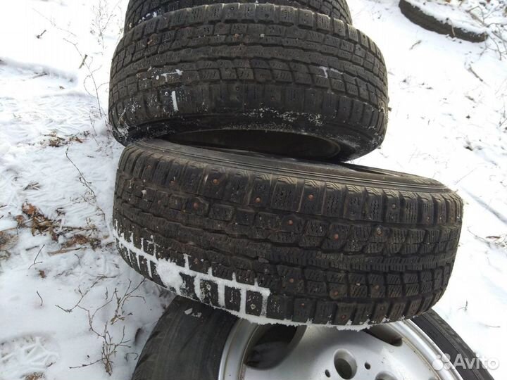 Диски с шинами зимними
