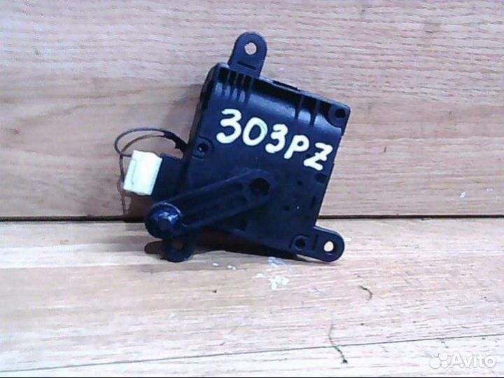 Моторчик заслонки печки Hyundai Matrix D332-akyaa