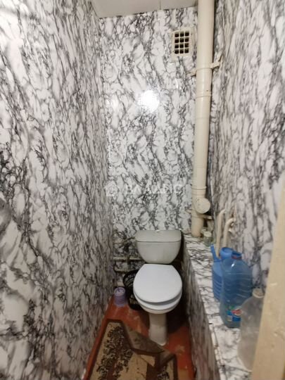 2-к. квартира, 55 м², 1/10 эт.