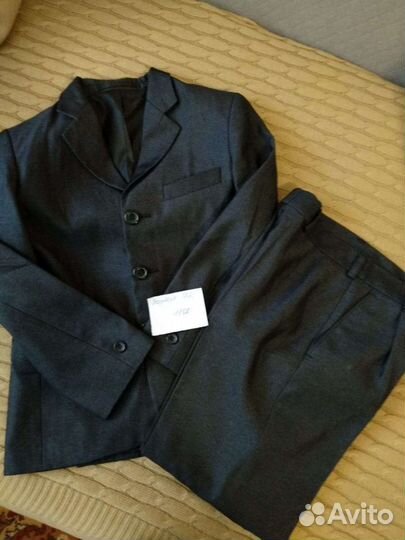 Школьный костюм для мальчика 122 новый
