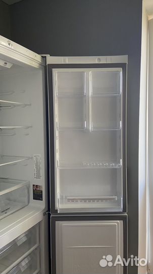 Холодильник hotpoint ariston бу