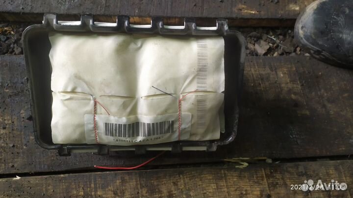 Подушка безопасности пассажира Джили Эмгранд ец7