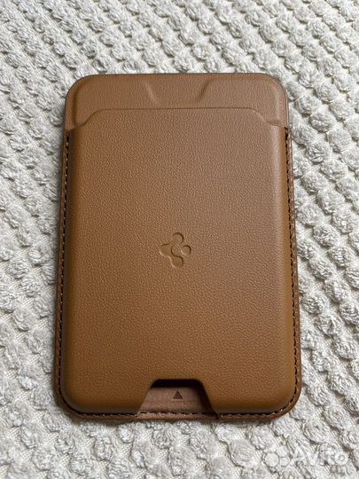 Magsafe spigen valentinus