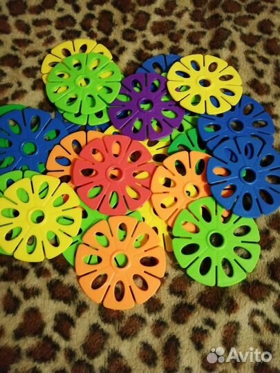 Игрушка Конструктор