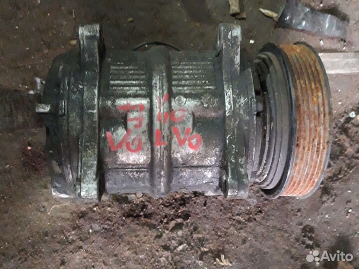 Компрессор кондиционера Вольво V40 s40