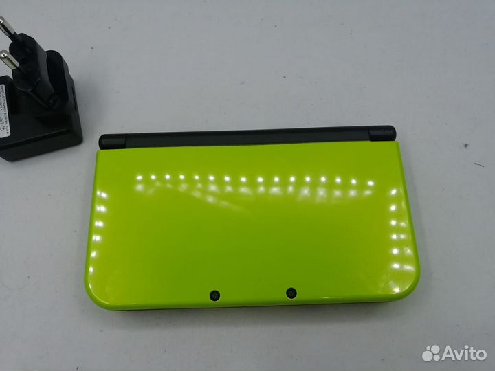 Nintendo New 3DS XL 64GB +450 игр