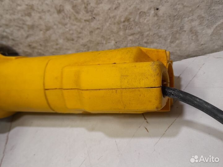 Ушм болгарка Dewalt DWE-4215 не рабочая
