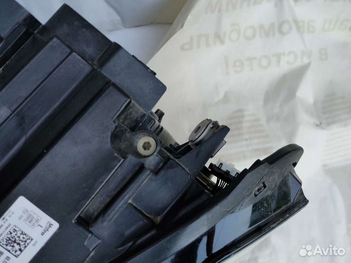 Фара левая BMW x1 код зч 63119477811