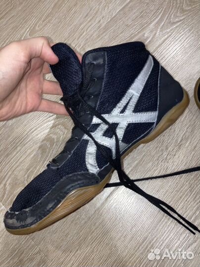 Борцовки asics