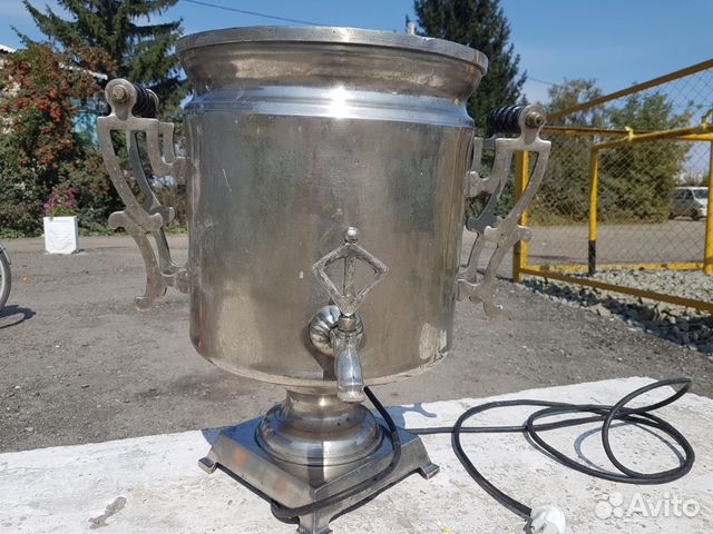 Самовар электрический на 45 л. пр-во СССР 1983 г