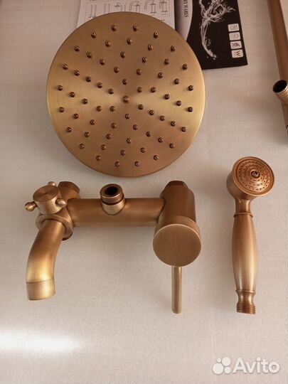 Смеситель с тропическим душем бронза новый