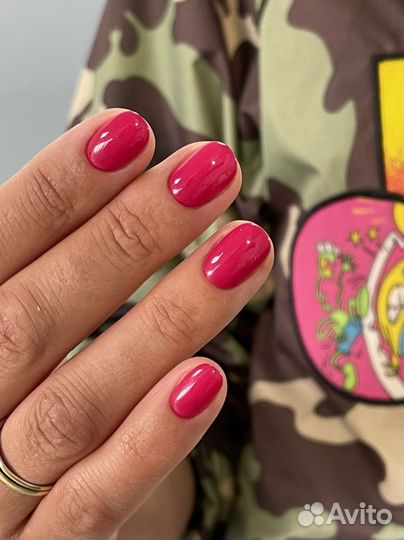 Маникюр и педикюр на Маяковской