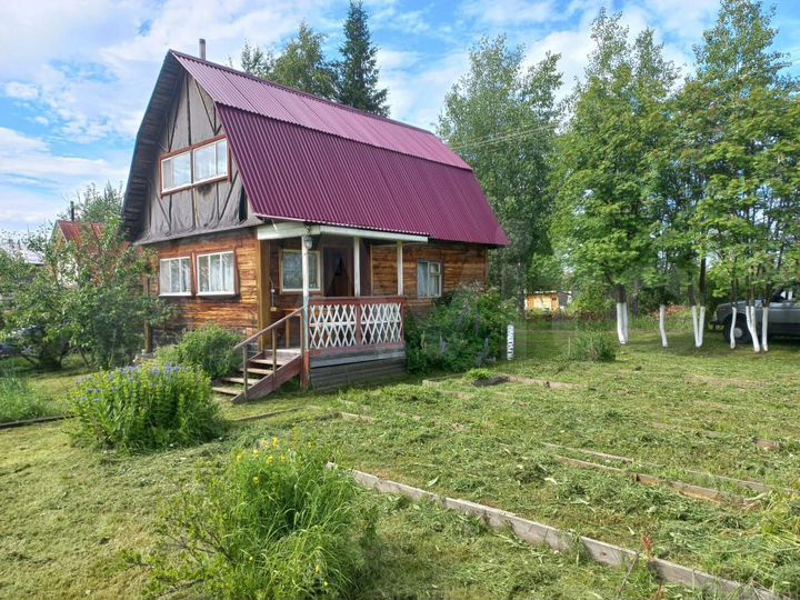 Дом 32 м² на участке 6 сот.