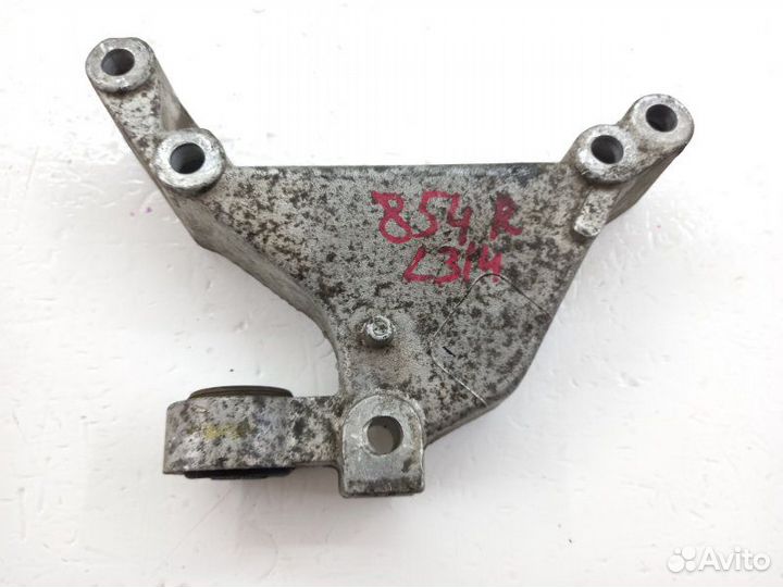 Подушка двигателя правая Land Rover Freelander