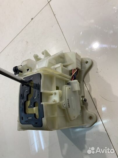 Бардачок (Kia Mohave)