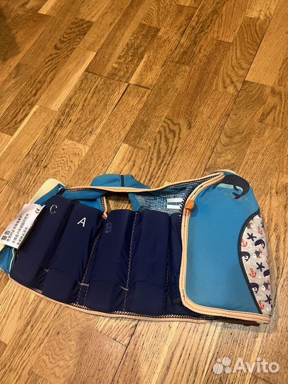 Плавательный жилет для детей